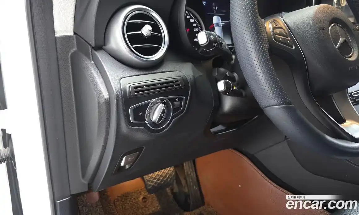 Mercedes-Benz GLC-Class 2019 2.0 Автомат в Москве № 141981, фото 6