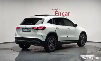 Mercedes-Benz GLA-Class 2020 2.0 Автомат в Москве № 141988, миниатюра 3