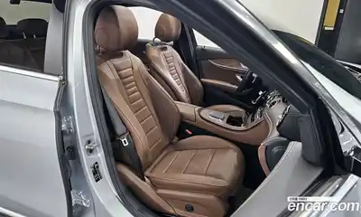 Mercedes-Benz E-Class, 2022