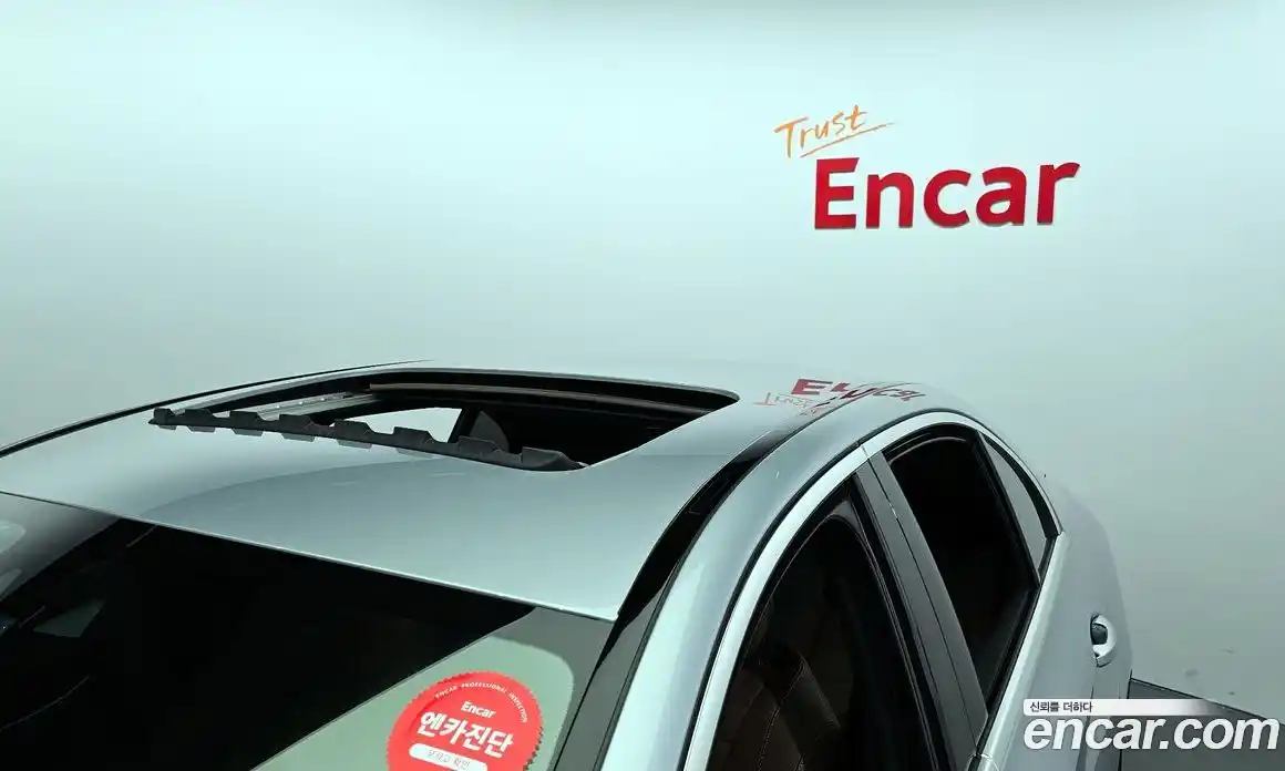 Mercedes-Benz E-Class 2022 2.0 Автомат в Москве № 143437, фото 17