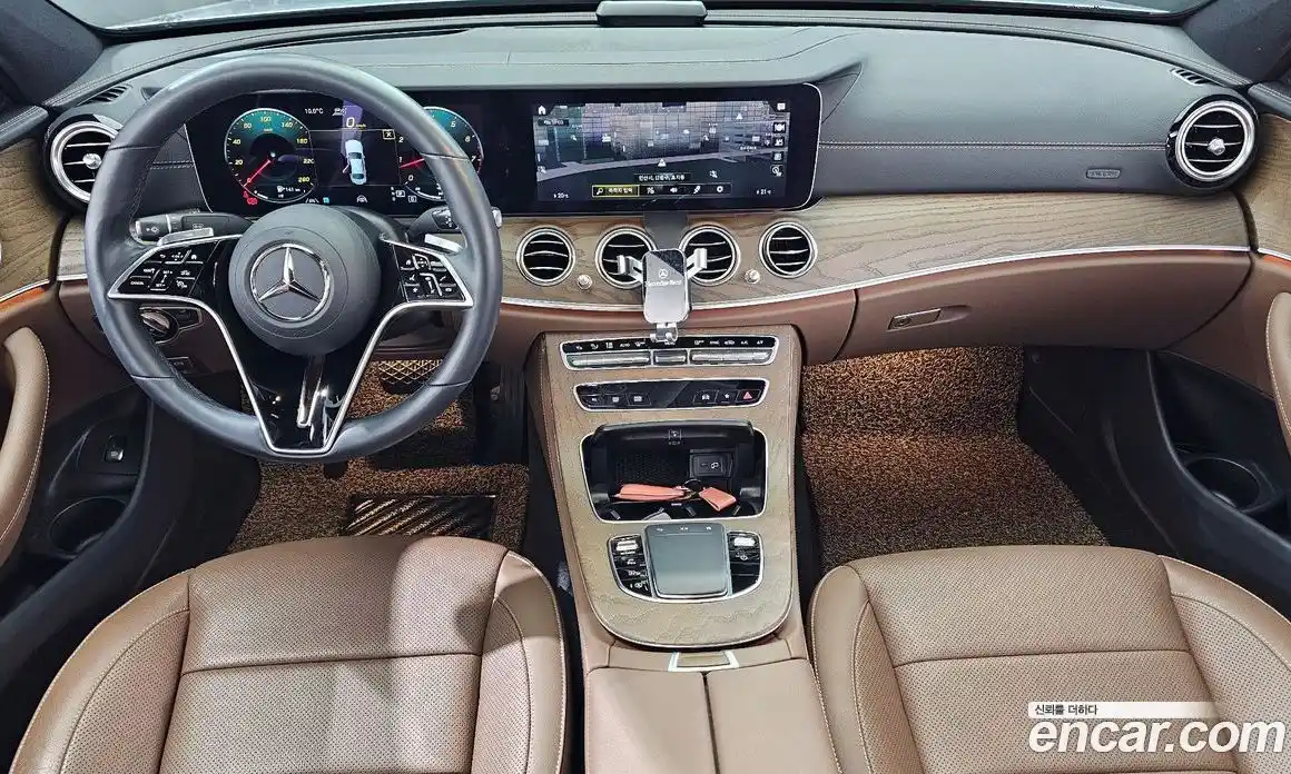 Mercedes-Benz E-Class 2022 2.0 Автомат в Москве № 143437, фото 18