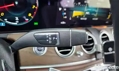 Mercedes-Benz E-Class 2022 2.0 Автомат в Москве № 143437, миниатюра 6