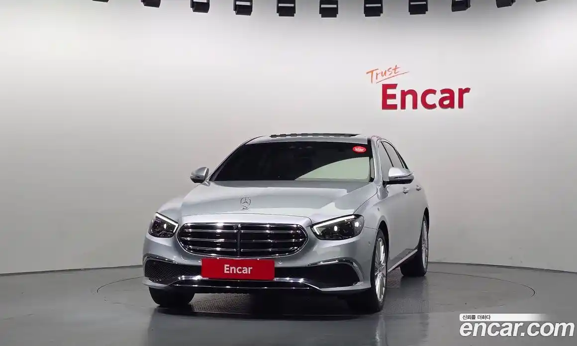 Mercedes-Benz E-Class 2022 2.0 Автомат в Москве № 143437, фото 10