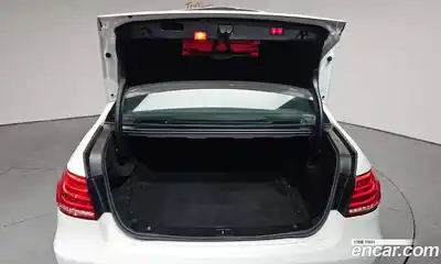 Mercedes-Benz E-Class 2015 3.5 Автомат в Москве № 145283, миниатюра 12