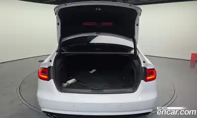 Audi A4 2015 2.0 Автомат в Москве № 157870, миниатюра 10