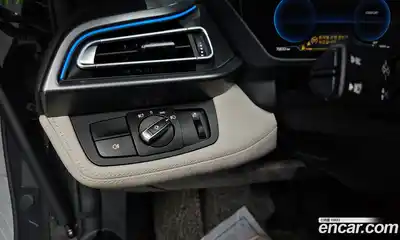 BMW i8 2015 1.5 Автомат в Москве № 158320, миниатюра 11