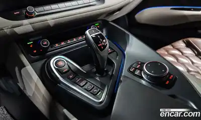 BMW i8 2015 1.5 Автомат в Москве № 158320, миниатюра 10