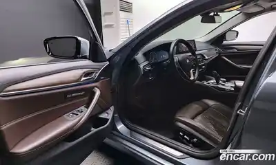 BMW 5-Series 2019 2.0 Автомат в Москве № 158497, миниатюра 11