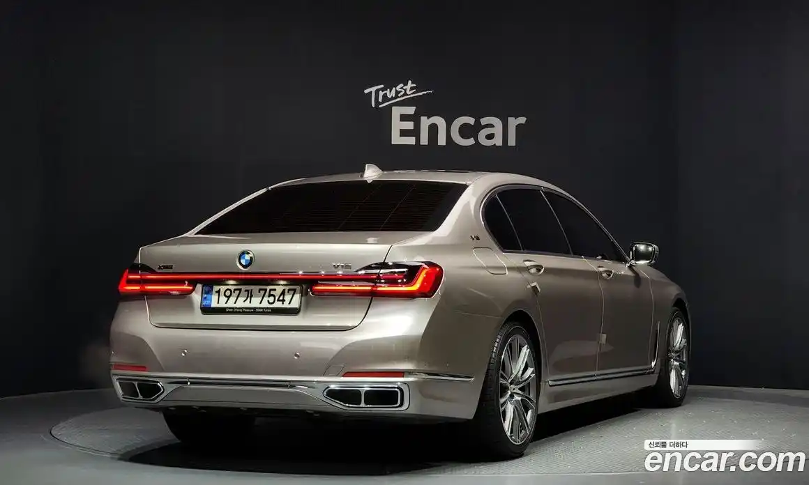 BMW 7-Series 2021 6.6 Автомат в Москве № 159349, фото 13