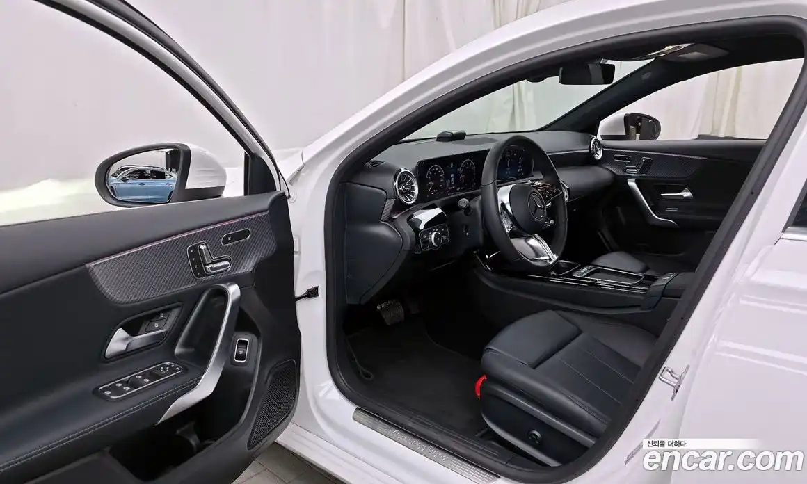 Mercedes-Benz A-Class 2025 2.0 Автомат в Москве № 159962, фото 3