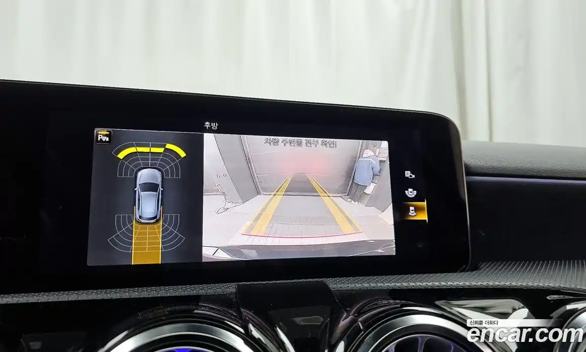 Mercedes-Benz A-Class 2023 2.0 Автомат в Москве № 160243, фото 6