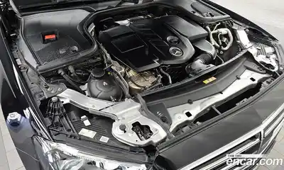 Mercedes-Benz E-Class 2021 1.9 Автомат в Москве № 162095, миниатюра 6