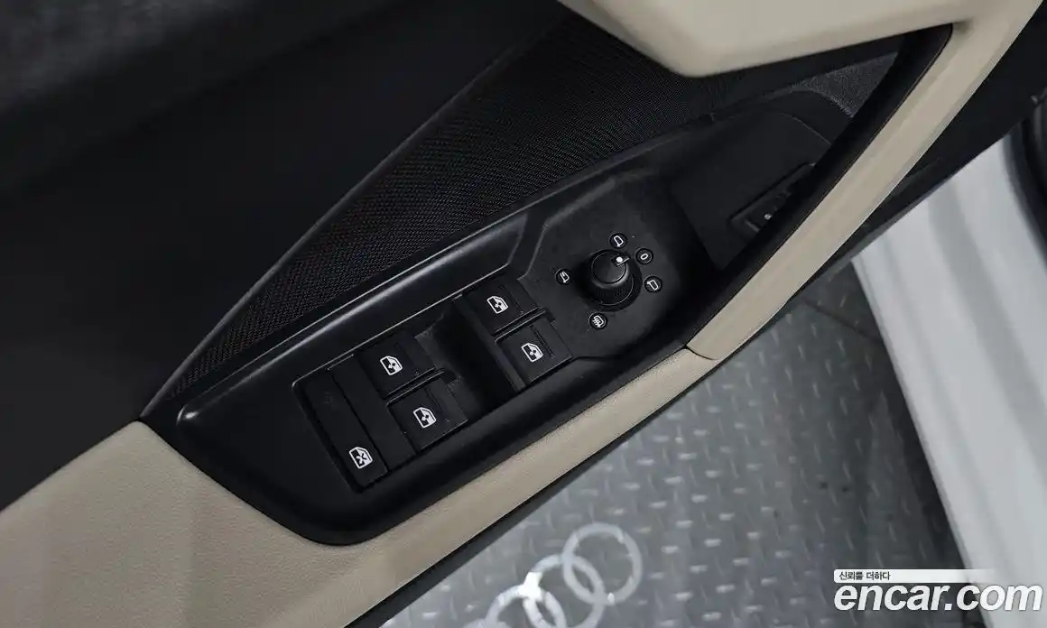 Audi A3 2023 2.0 Автомат в Москве № 162351, фото 11