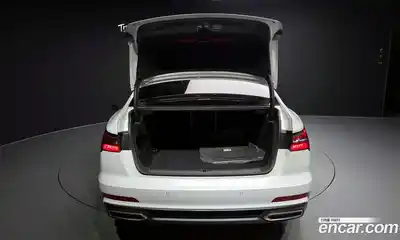 Audi A6 2023 2.0 Автомат в Москве № 162948, миниатюра 11