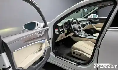 Audi A6 2023 2.0 Автомат в Москве № 162948, миниатюра 12