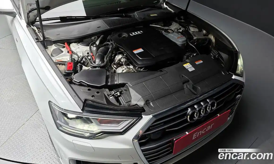 Audi A6 2023 2.0 Автомат в Москве № 162948, фото 2