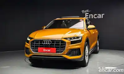 Audi Q8 2021 3.0 Автомат в Москве № 163089, миниатюра 2