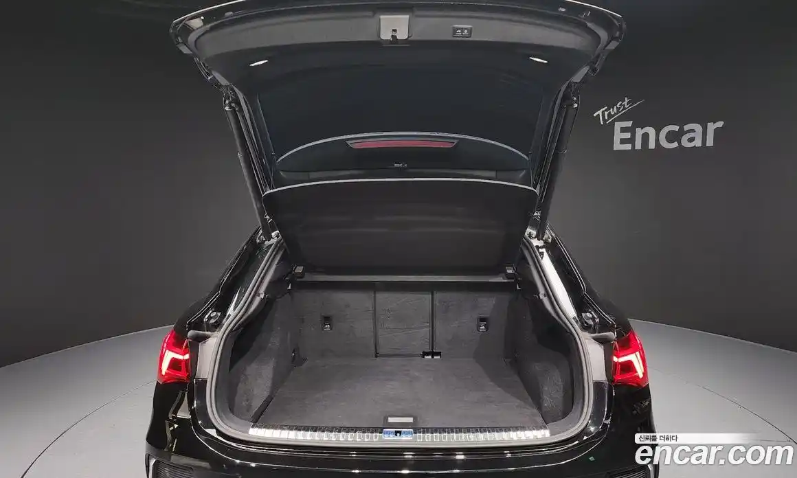 Audi Q3 2022 2.0 Автомат в Москве № 163531, фото 6