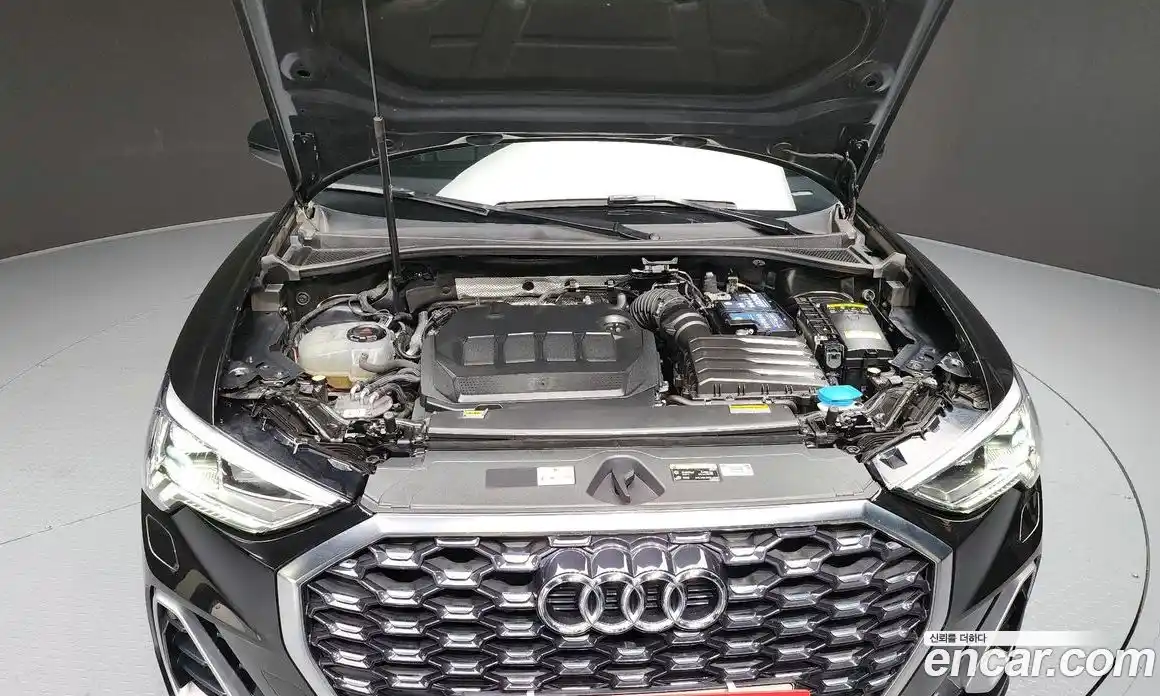 Audi Q3 2022 2.0 Автомат в Москве № 163531, фото 9