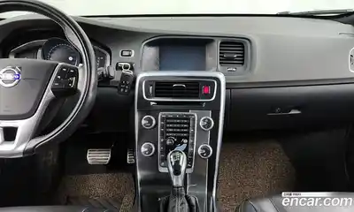 Volvo S60 2015 2.0 Автомат в Москве № 164673, миниатюра 12