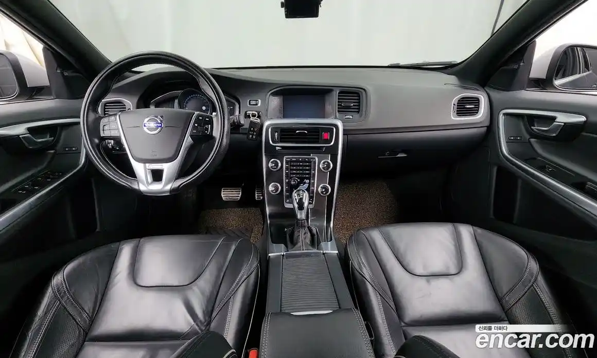 Volvo S60 2015 2.0 Автомат в Москве № 164673, фото 13