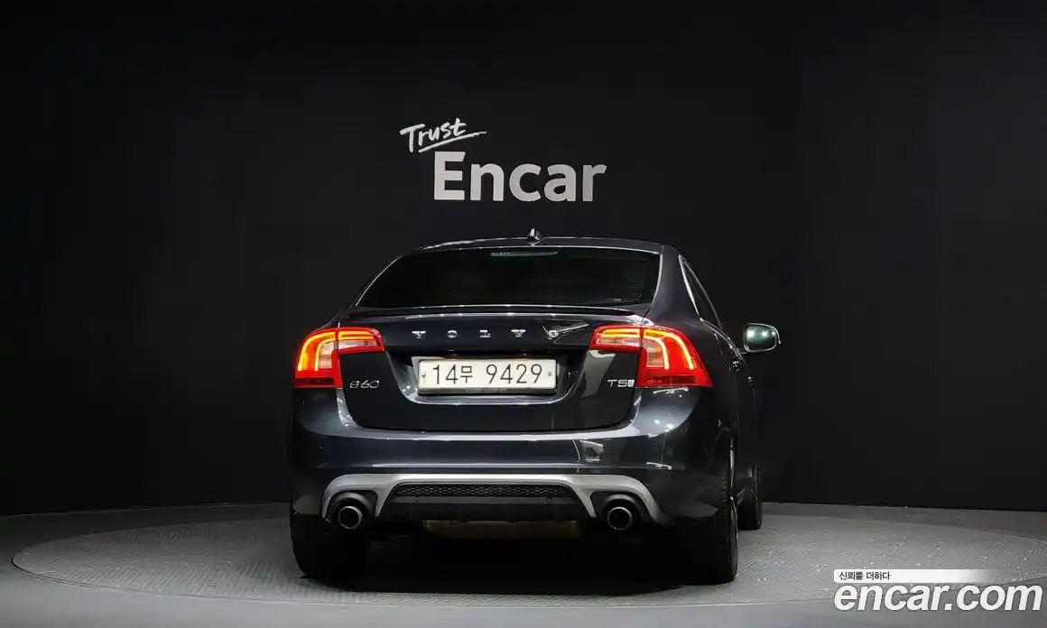 Volvo S60 2015 2.0 Автомат в Москве № 164673, фото 4