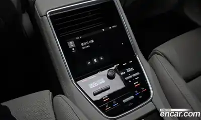 Porsche Panamera 2018 3.0 Автомат в Москве № 165298, миниатюра 12