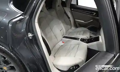 Porsche Panamera 2018 3.0 Автомат в Москве № 165298, миниатюра 4