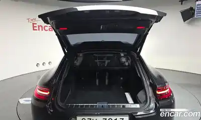 Porsche Panamera 2018 3.0 Автомат в Москве № 165298, миниатюра 5