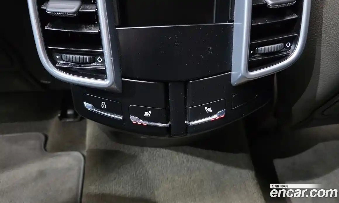 Porsche Cayenne 2016 3.0 Автомат в Москве № 165647, фото 15