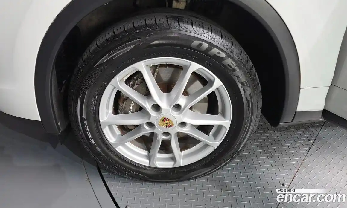 Porsche Cayenne 2016 3.0 Автомат в Москве № 165647, фото 7