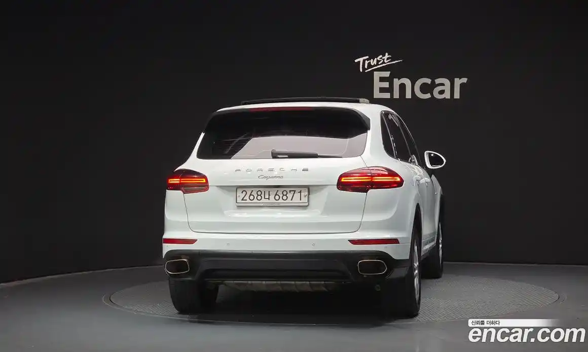 Porsche Cayenne 2016 3.0 Автомат в Москве № 165647, фото 8