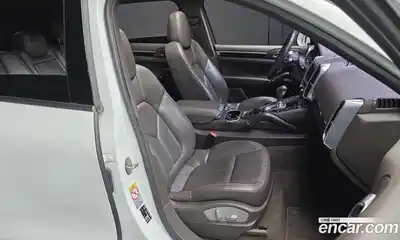 Porsche Cayenne 2016 3.0 Автомат в Москве № 165647, миниатюра 9