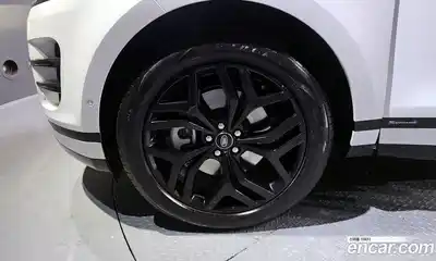 Land Rover Range-Rover Evoque 2021 2.0 Автомат в Москве № 166101, миниатюра 2