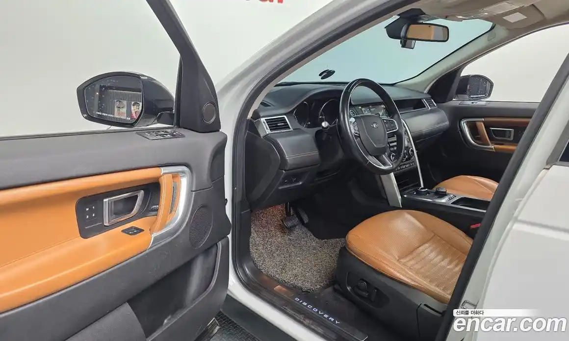 Land Rover Discovery Sport 2019 2.0 Автомат в Москве № 166620, фото 19