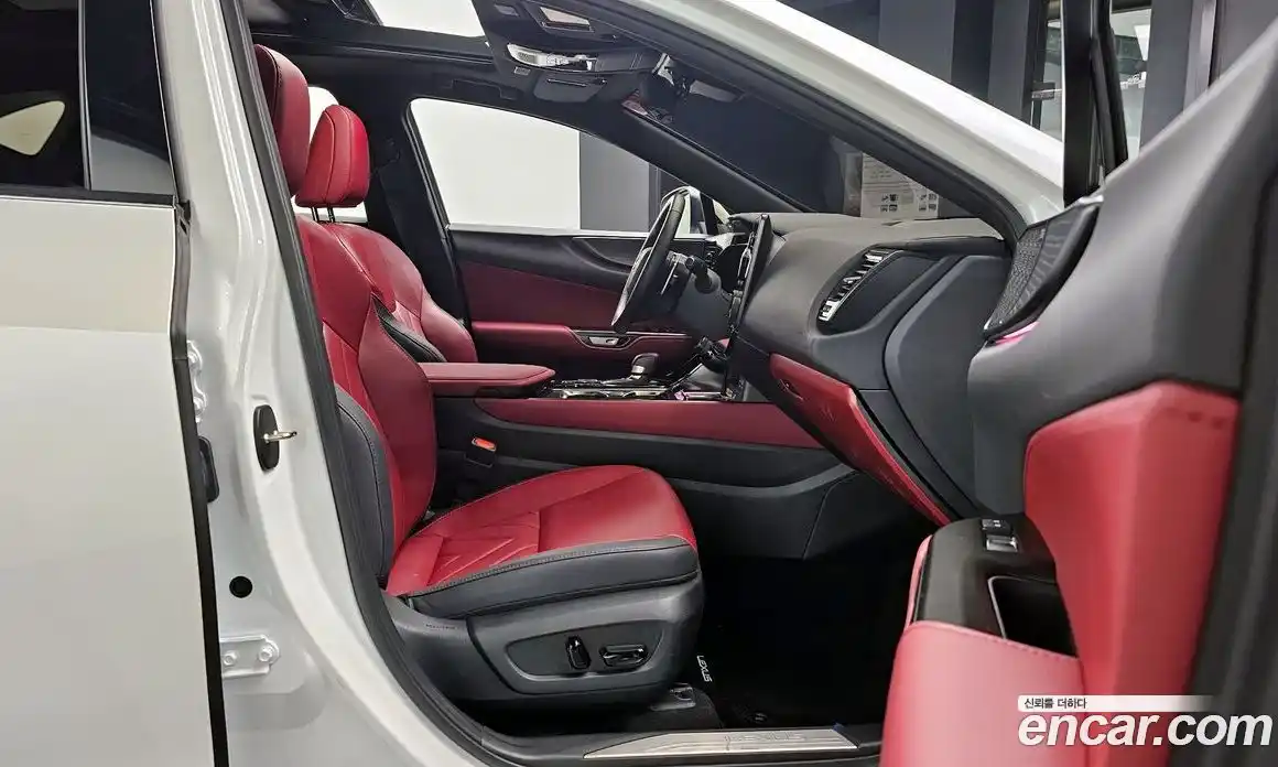 Lexus NX 2025 2.5 Автомат в Москве № 168030, фото 16