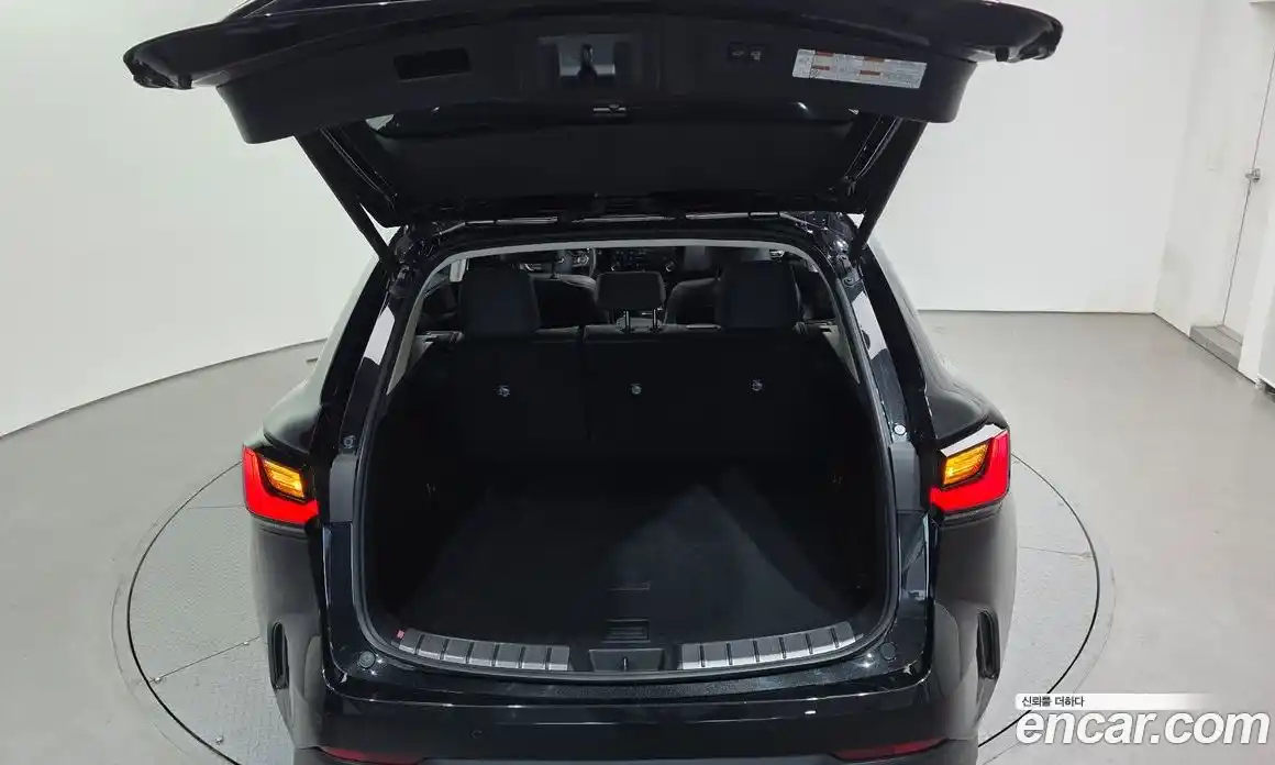 Lexus NX 2023 2.5 Автомат в Москве № 168143, фото 20