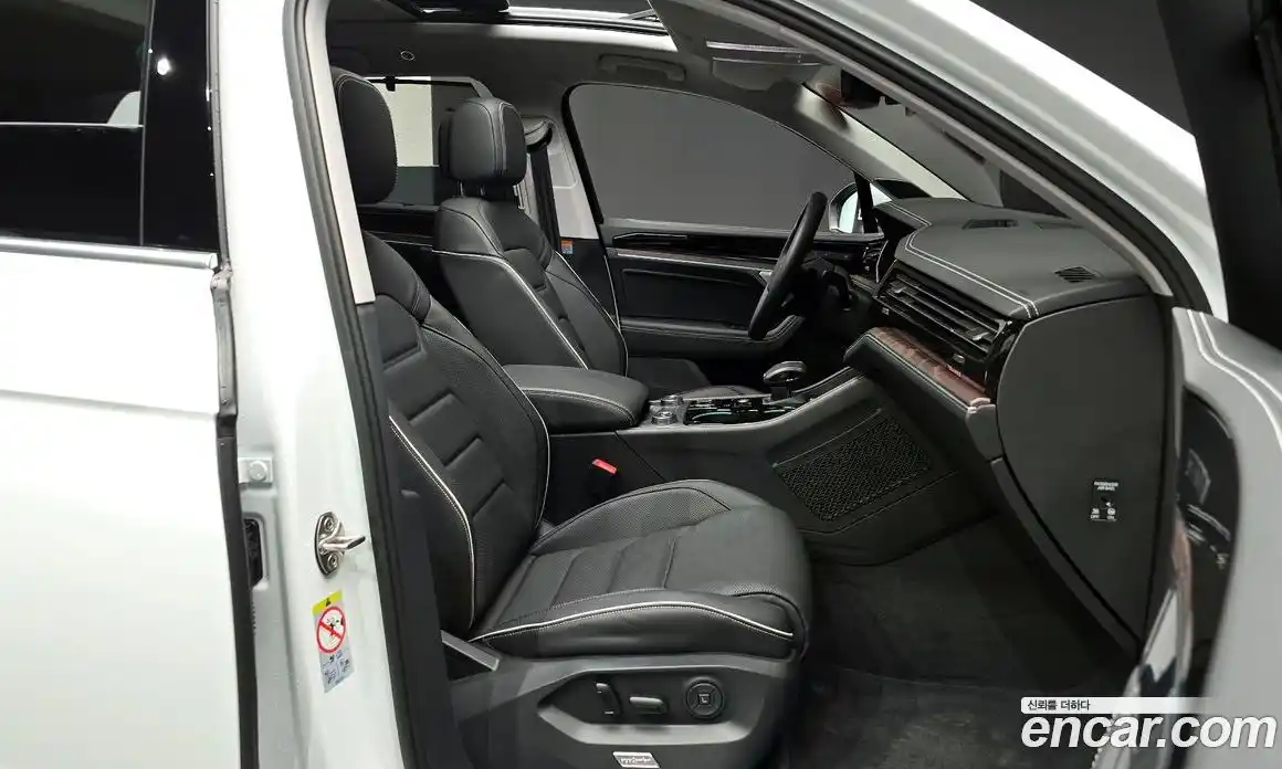 Volkswagen Touareg 2026 3.0 Автомат в Москве № 168373, фото 7