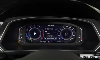 Volkswagen Tiguan 2023 2.0 Автомат в Москве № 168654, миниатюра 6