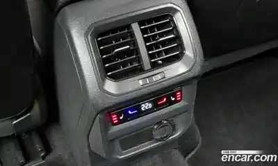 Volkswagen Tiguan 2023 2.0 Автомат в Москве № 168654, миниатюра 8