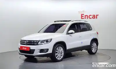 Volkswagen Tiguan 2013 2.0 Автомат в Москве № 168944, миниатюра 3
