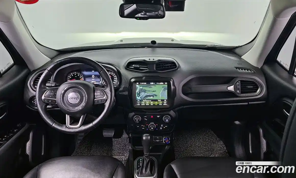 Jeep Renegade 2021 2.4 Автомат в Москве № 169652, фото 19