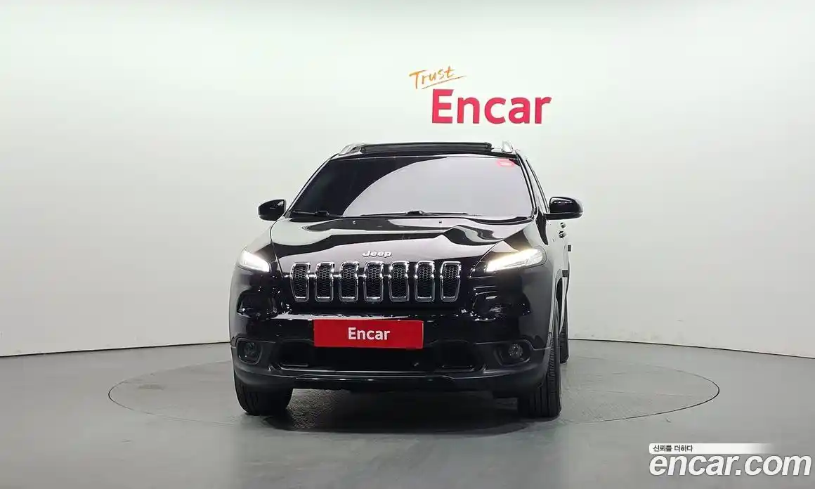 Jeep Cherokee 2018 2.4 Автомат в Москве № 169813, фото 14