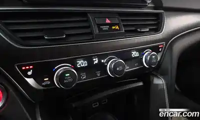 Honda Accord 2021 1.5 Автомат в Москве № 170485, миниатюра 12