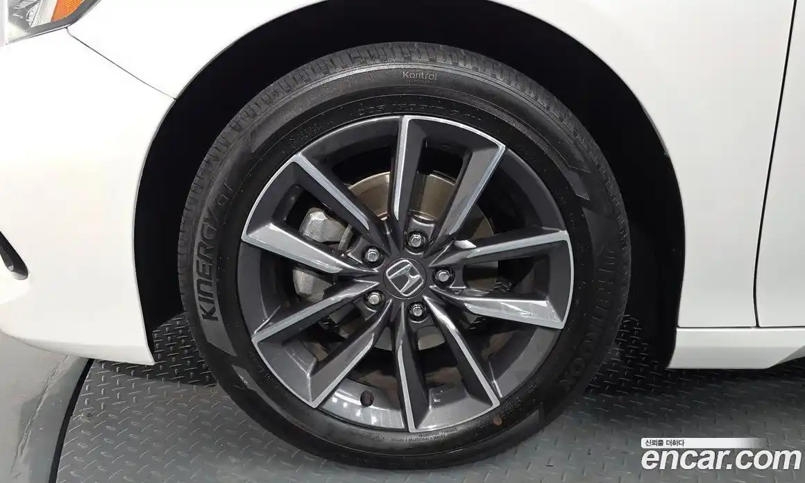 Honda Accord 2021 1.5 Автомат в Москве № 170485, фото 4