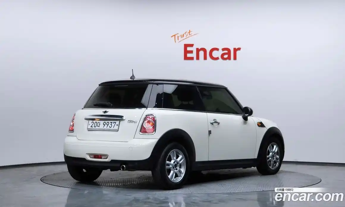 Mini Cooper 2013 1.6 Автомат в Москве № 174316, фото 3