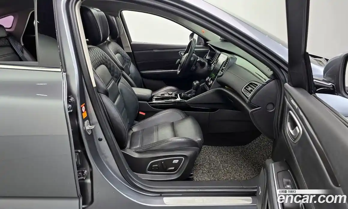 Renault SM6 2017 2.0 Автомат в Москве № 182347, фото 10