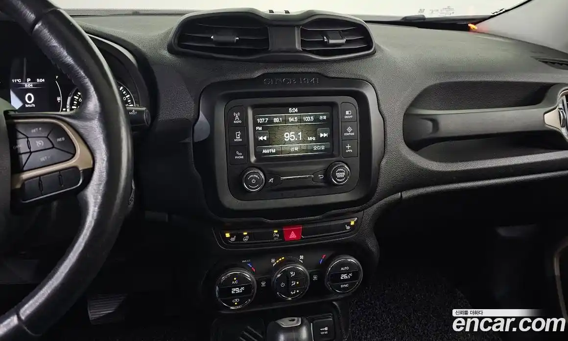 Jeep Renegade 2016 2.4 Автомат в Москве № 186765, фото 13