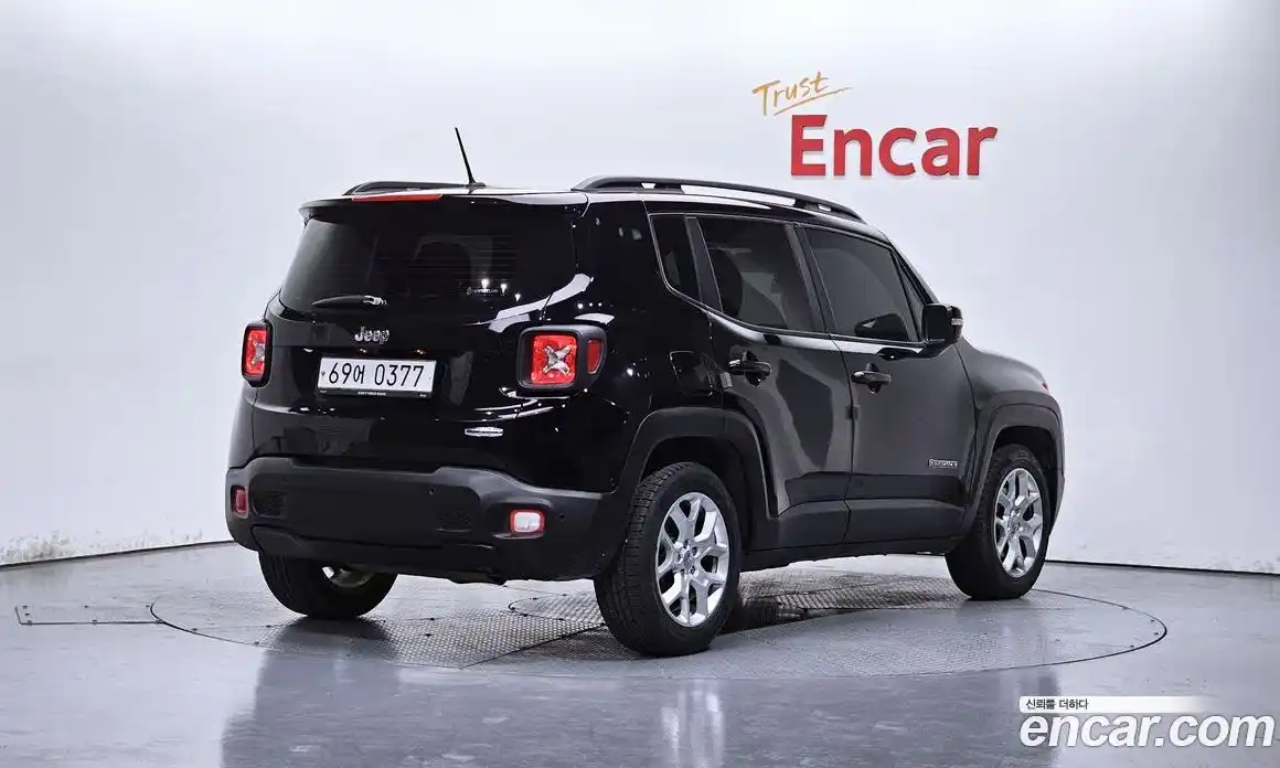 Jeep Renegade 2016 2.4 Автомат в Москве № 186765, фото 16