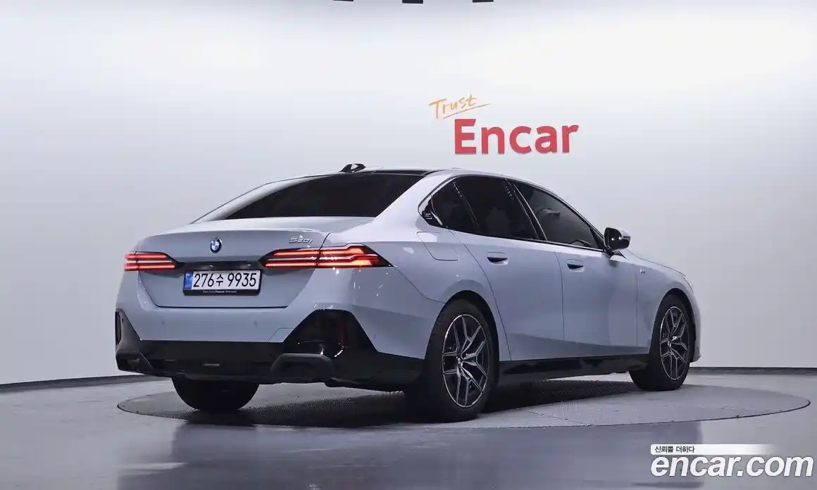 BMW 5-Series 2025 2.0 Автомат в Москве № 186834, фото 1